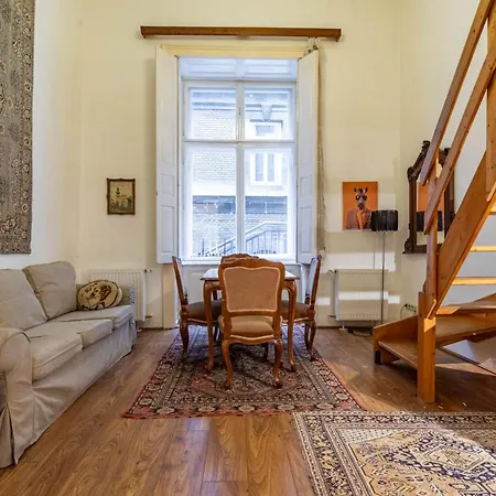 Appartement Donaticoeur Escalier Budapest