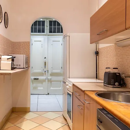 Apartment Donaticoeur Escalier